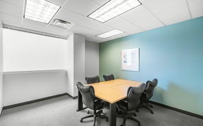 Book a reserved coworking spot or hot desk in Sarasota Courthouse Book a reserved coworking spot or hot desk in Sarasota Courthouse