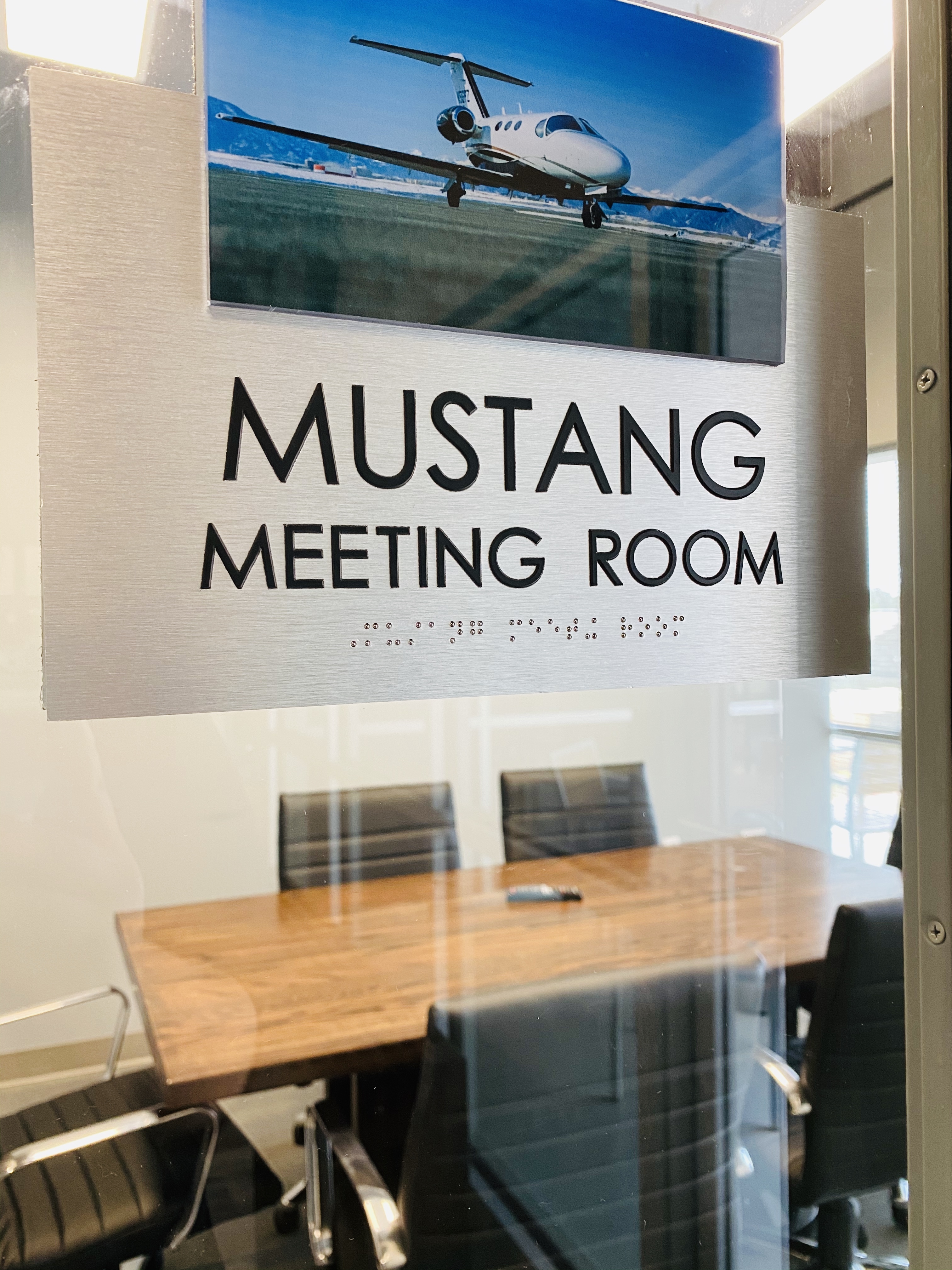 Mustang Meeting Room Mustang Meeting Room