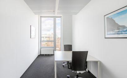 Fully serviced private office space for you and your team in Elm Street Fully serviced private office space for you and your team in Elm Street
