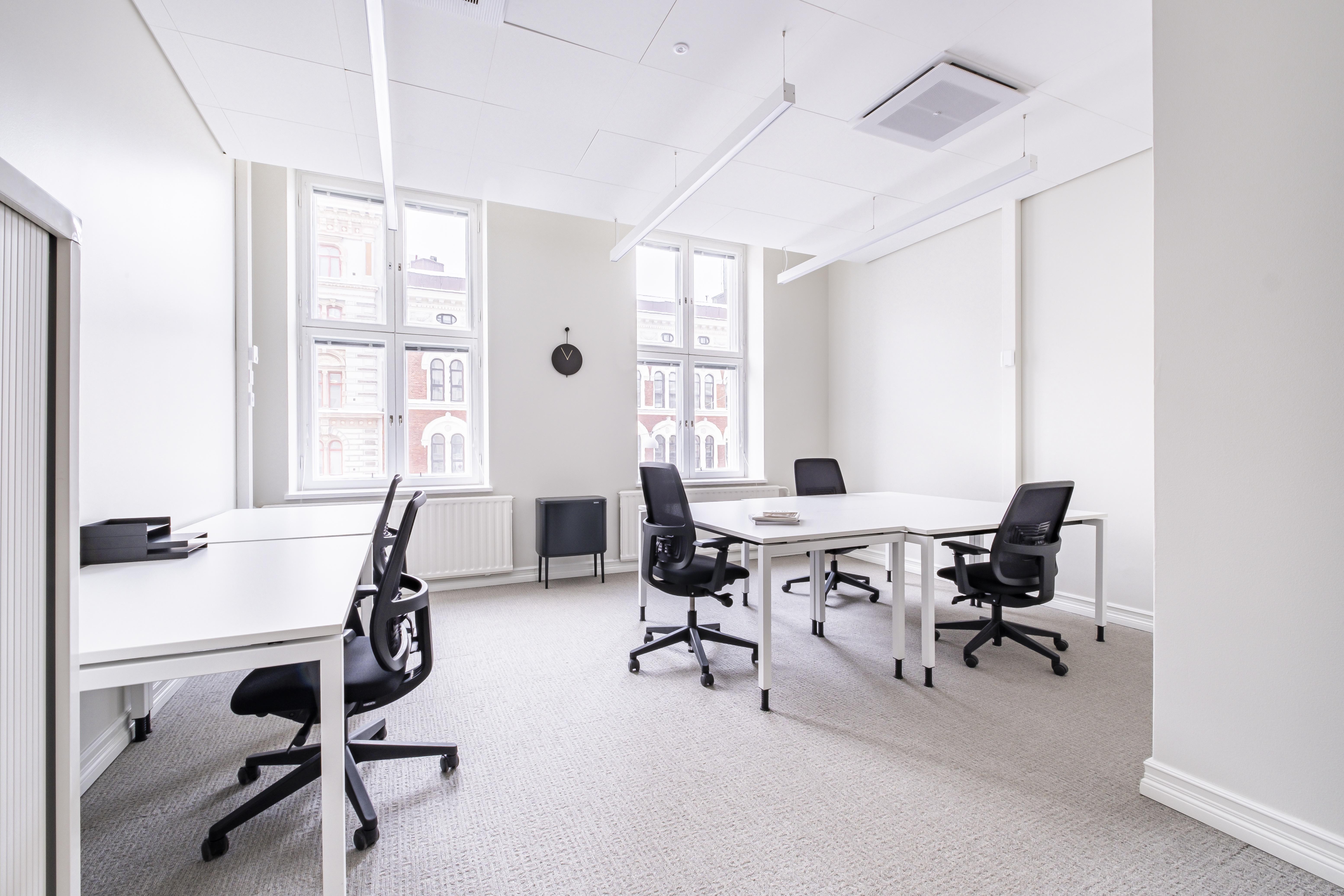 All-inclusive access to professional office space for 5 persons in Reid Street All-inclusive access to professional office space for 5 persons in Reid Street