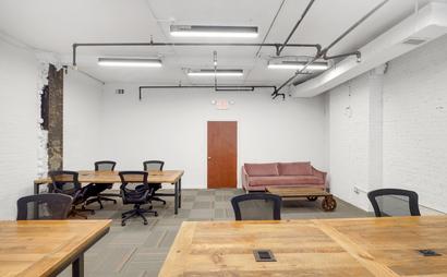 Private Office 330 Private Office 330