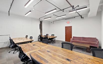 Private Office 330 Private Office 330