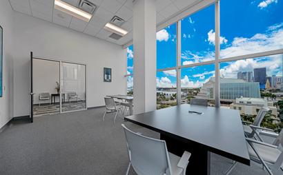 Executive Conference Room (12-14 People) Executive Conference Room (12-14 People)