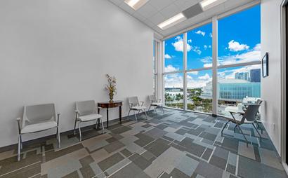 Executive Conference Room (12-14 People) Executive Conference Room (12-14 People)