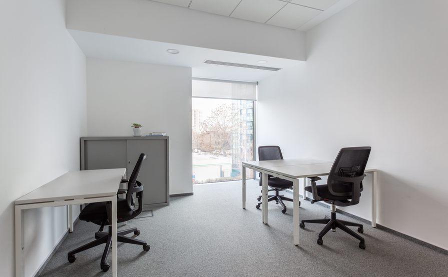 Find office space in TX, Austin - The Domain for 5 persons with everything taken care of