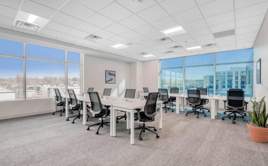 Fully serviced open plan office space for you and your team in TX, Austin - The Domain