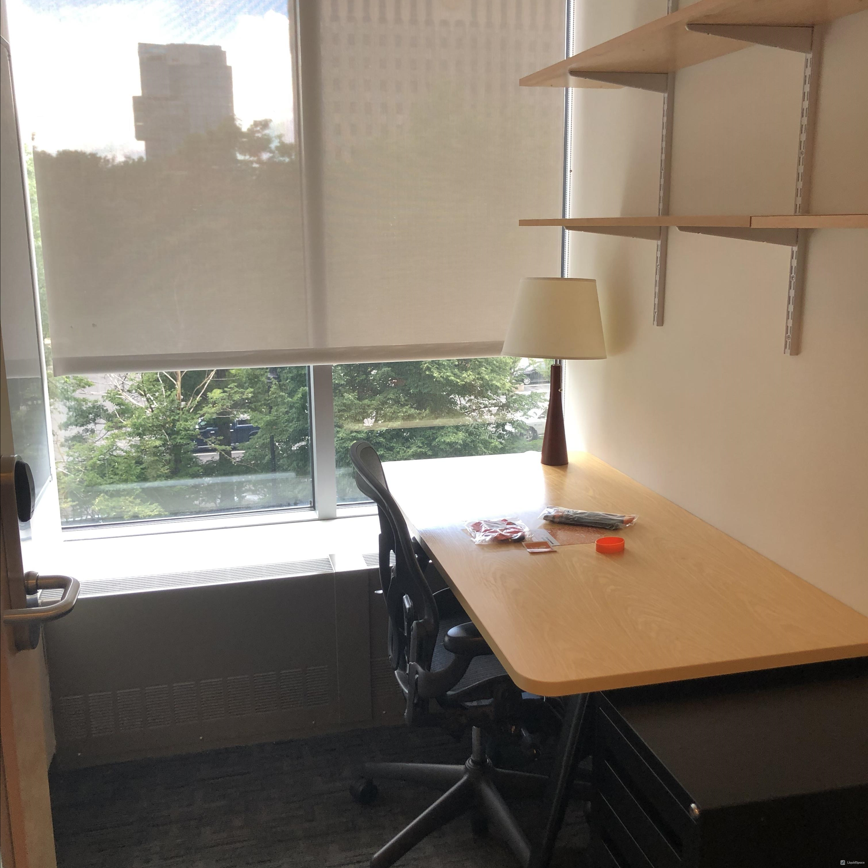 Window Private Office