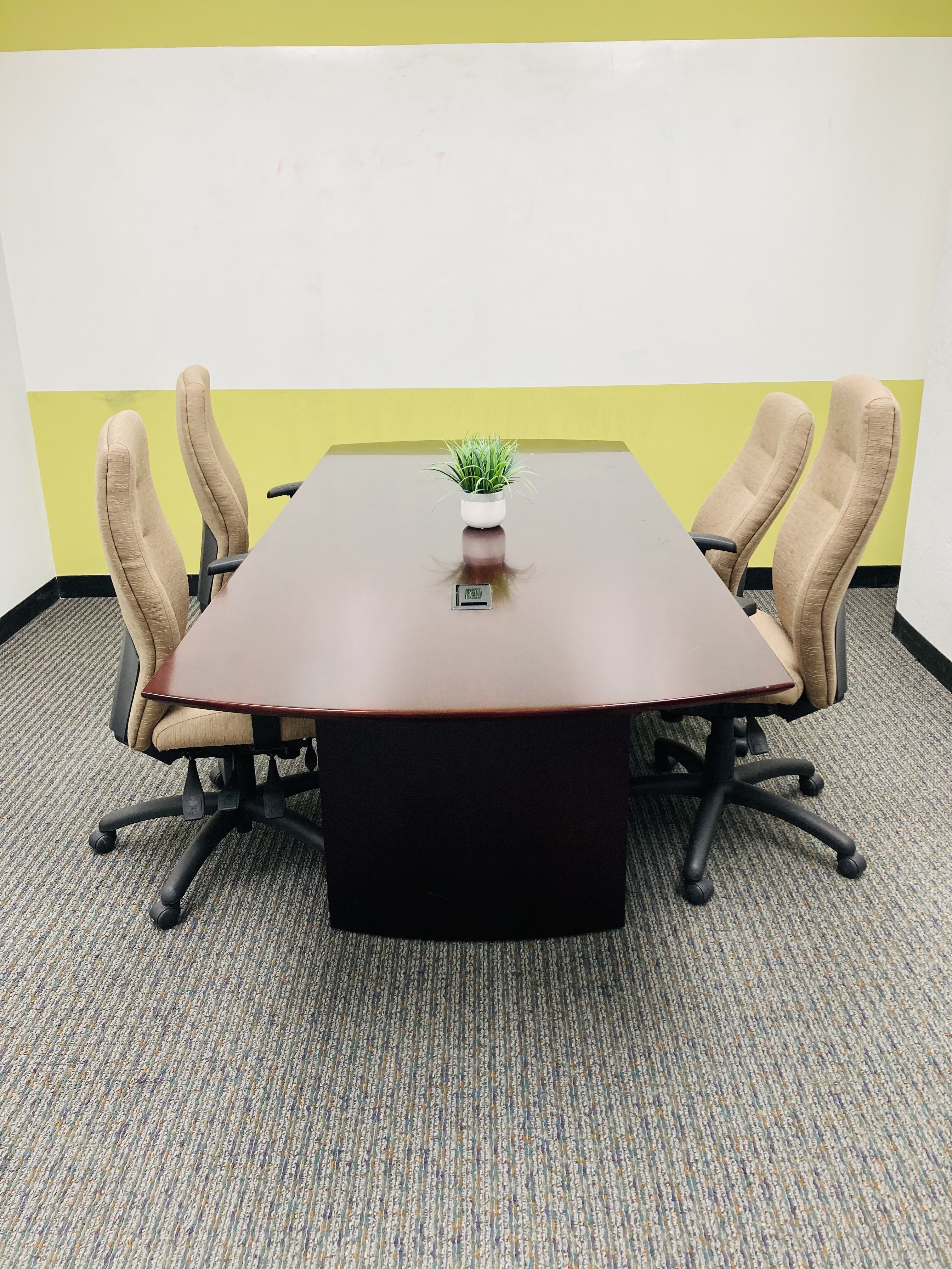 FalconX | Private Office - Suite 2 | 3-Person Capacity