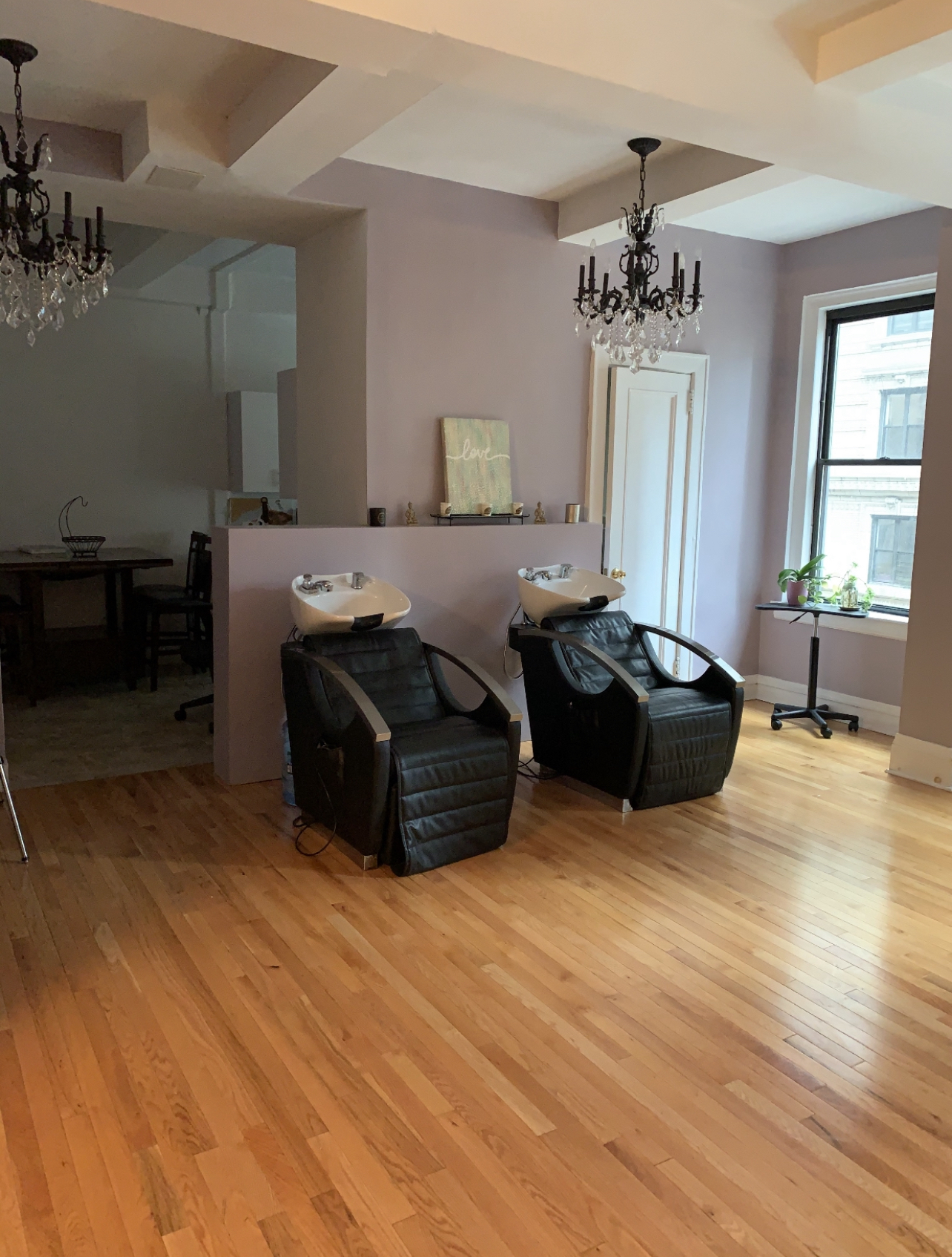 Spa room or salon chair available in upscale established spa 