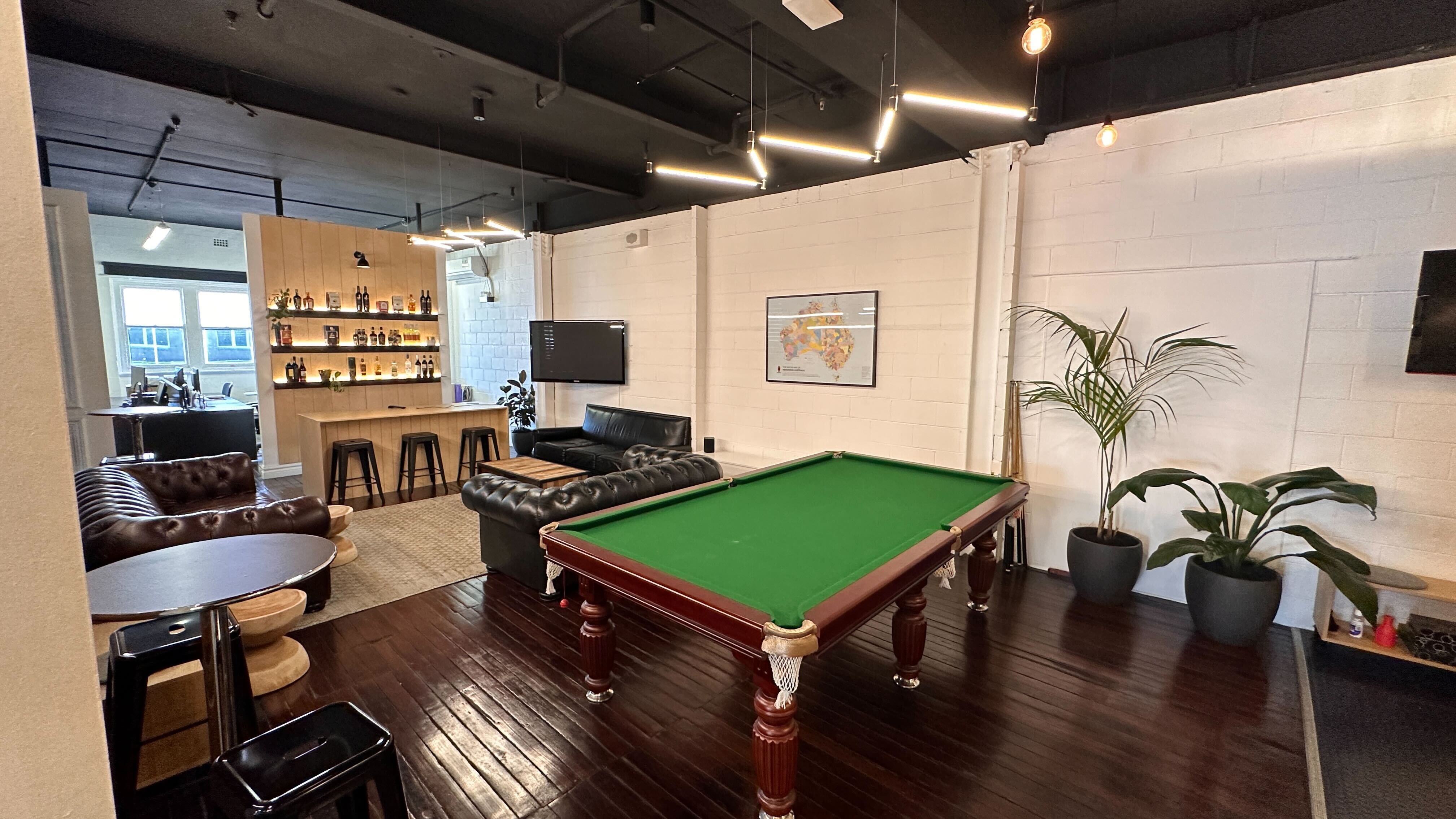 Foveaux St Surry Hills / 4-12 Desks