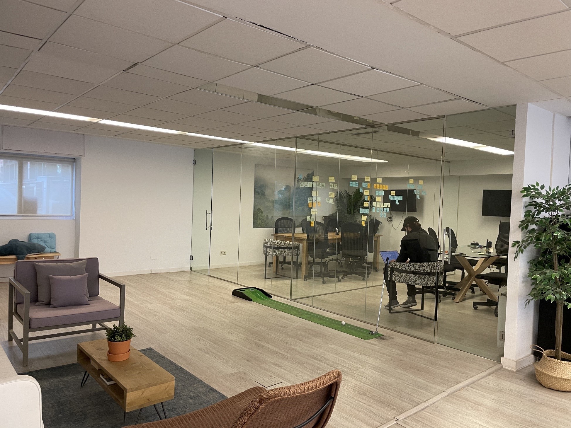 Oasis coworking - Puesto Fijo Oasis coworking - Puesto Fijo