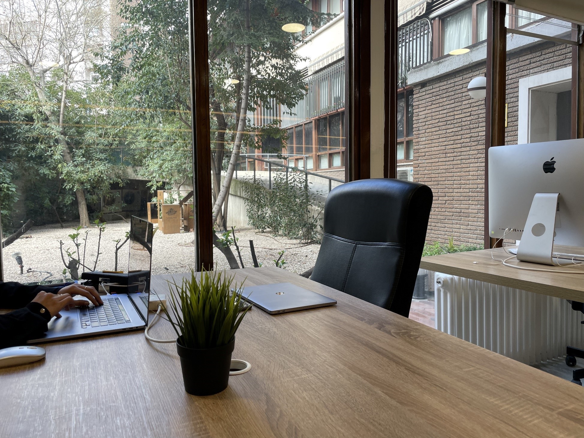 Oasis coworking - Puesto Fijo Oasis coworking - Puesto Fijo