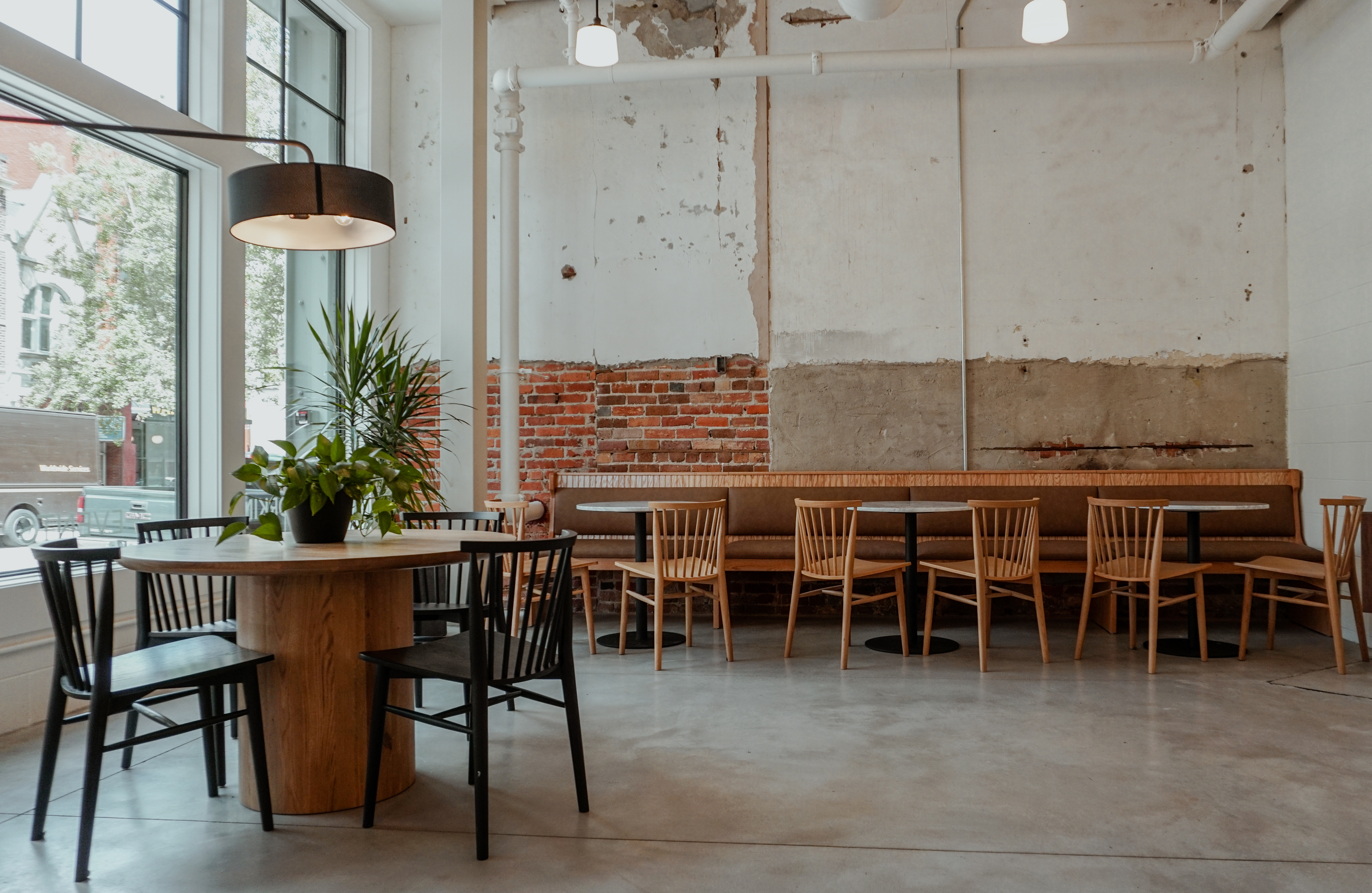 Common Desk - Wilmington