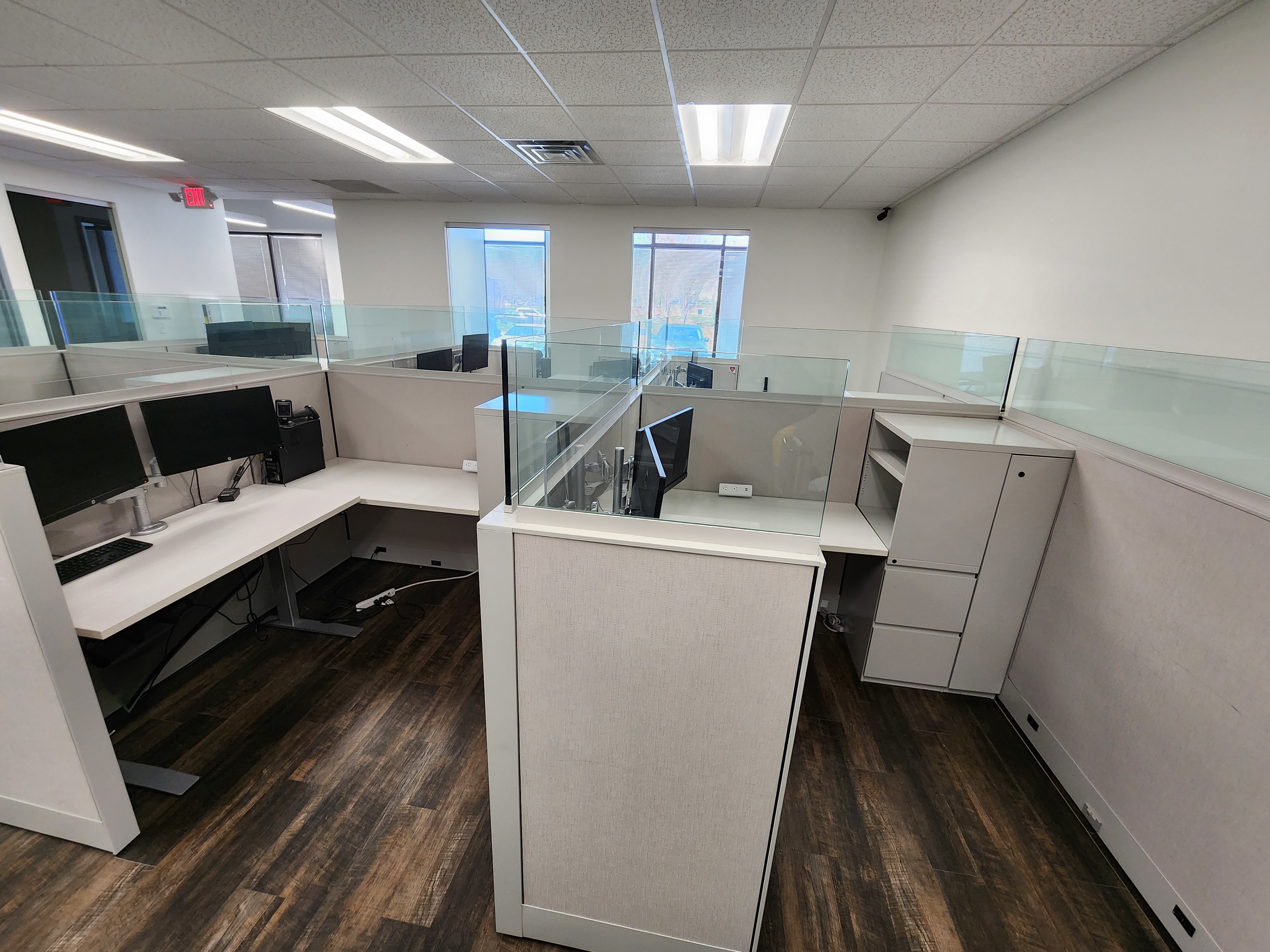 Global Diagnostics Labs - Cubicle