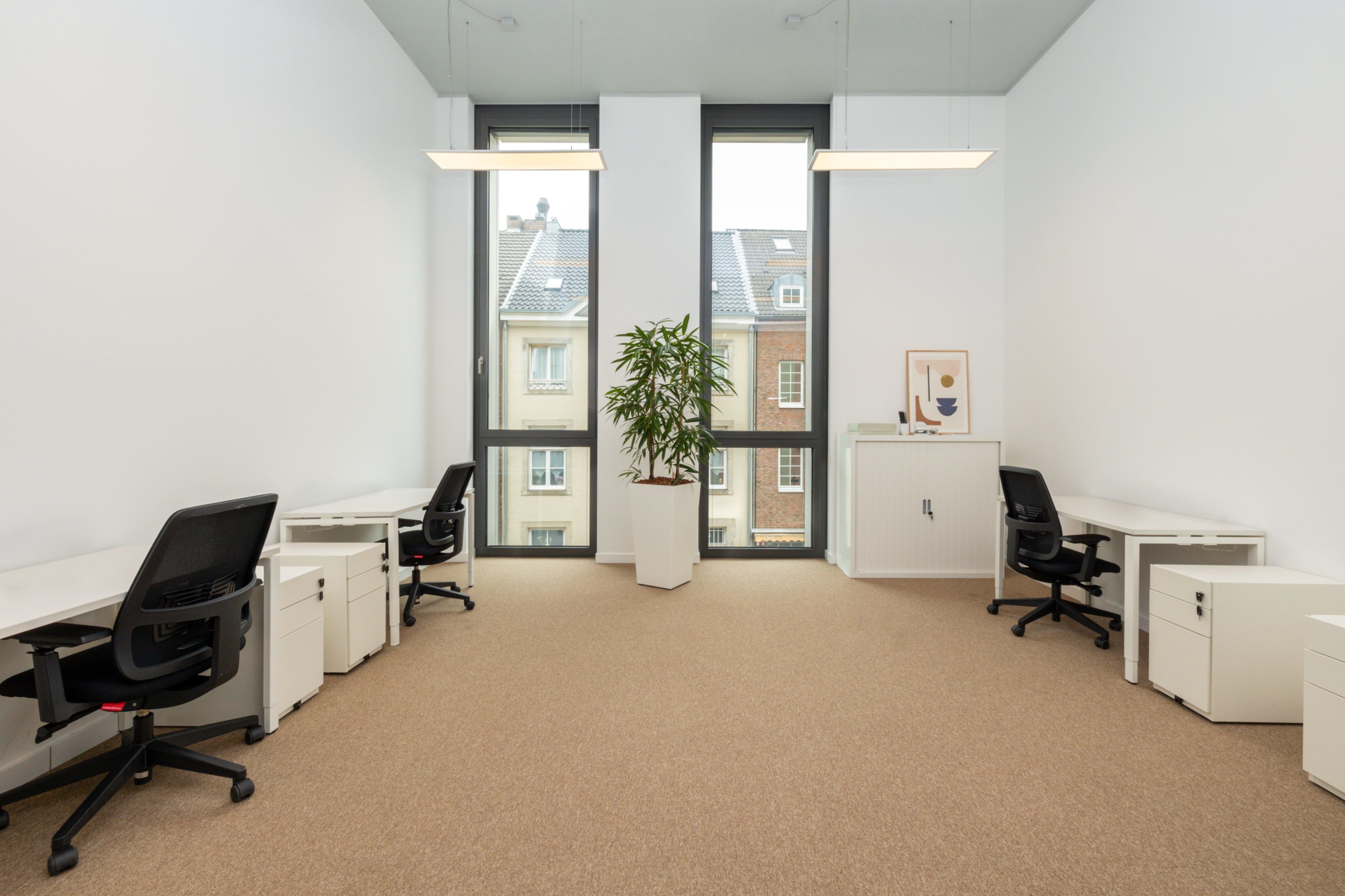 Beautifully Beautifully designed office space for 3 persons in S Main Street ...