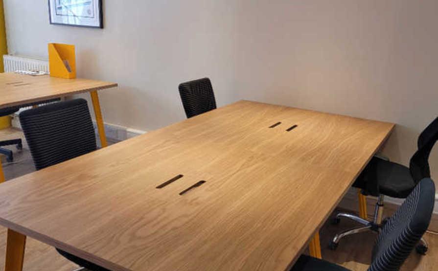 Desk Space for Rent in Trendy Fitzrovia Office! Available Immediately - Great Central London Location Desk Space for Rent in Trendy Fitzrovia Office! Available Immediately - Great Central London Location