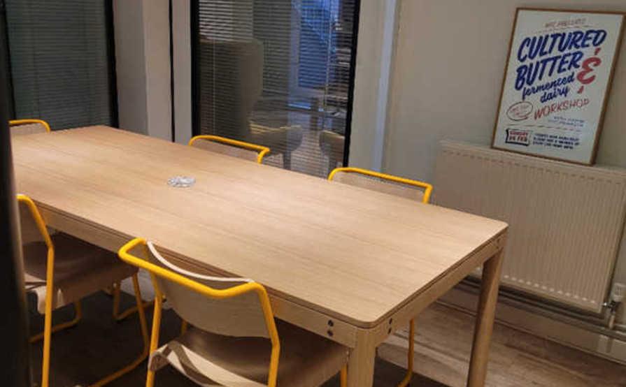 Desk Space for Rent in Trendy Fitzrovia Office! Available Immediately - Great Central London Location