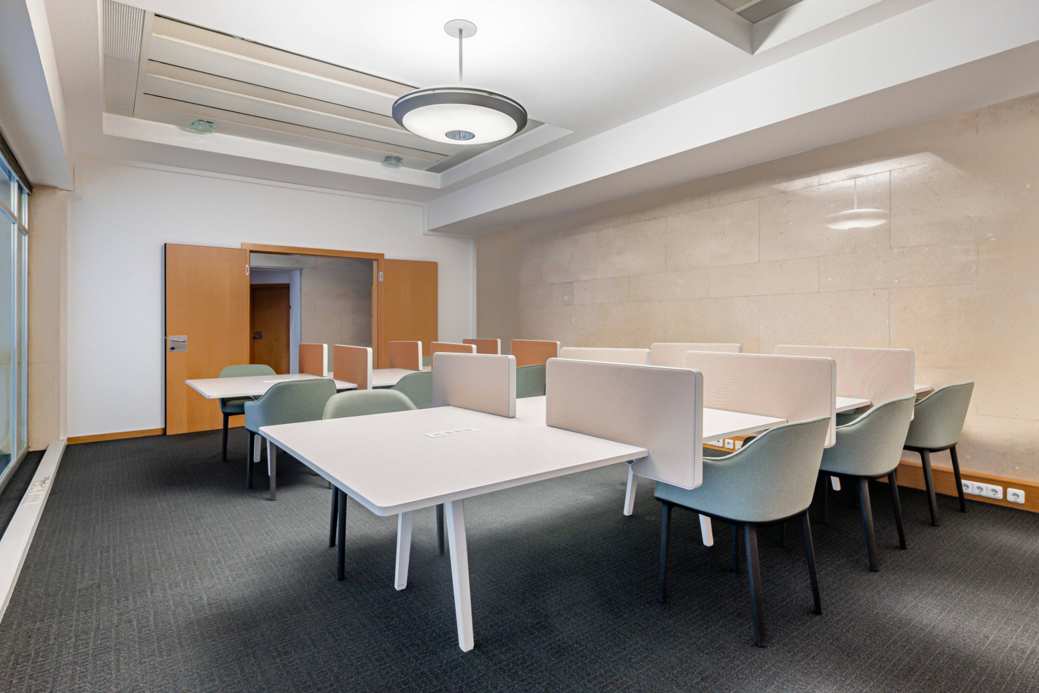 All-inclusive access to coworking space in SC, North Charleston - Aviation Center All-inclusive access to coworking space in SC, North Charleston - Aviation Center