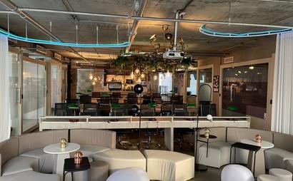 D Cubic Space D Cubic Space