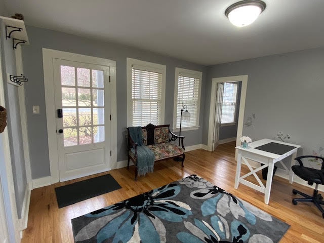 Gina Jacobs Real Estate