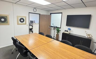 Infinite Conference Room