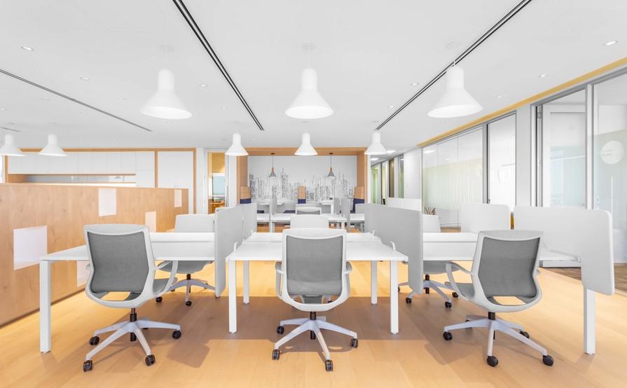 All-inclusive access to coworking space in Star Metals All-inclusive access to coworking space in Star Metals