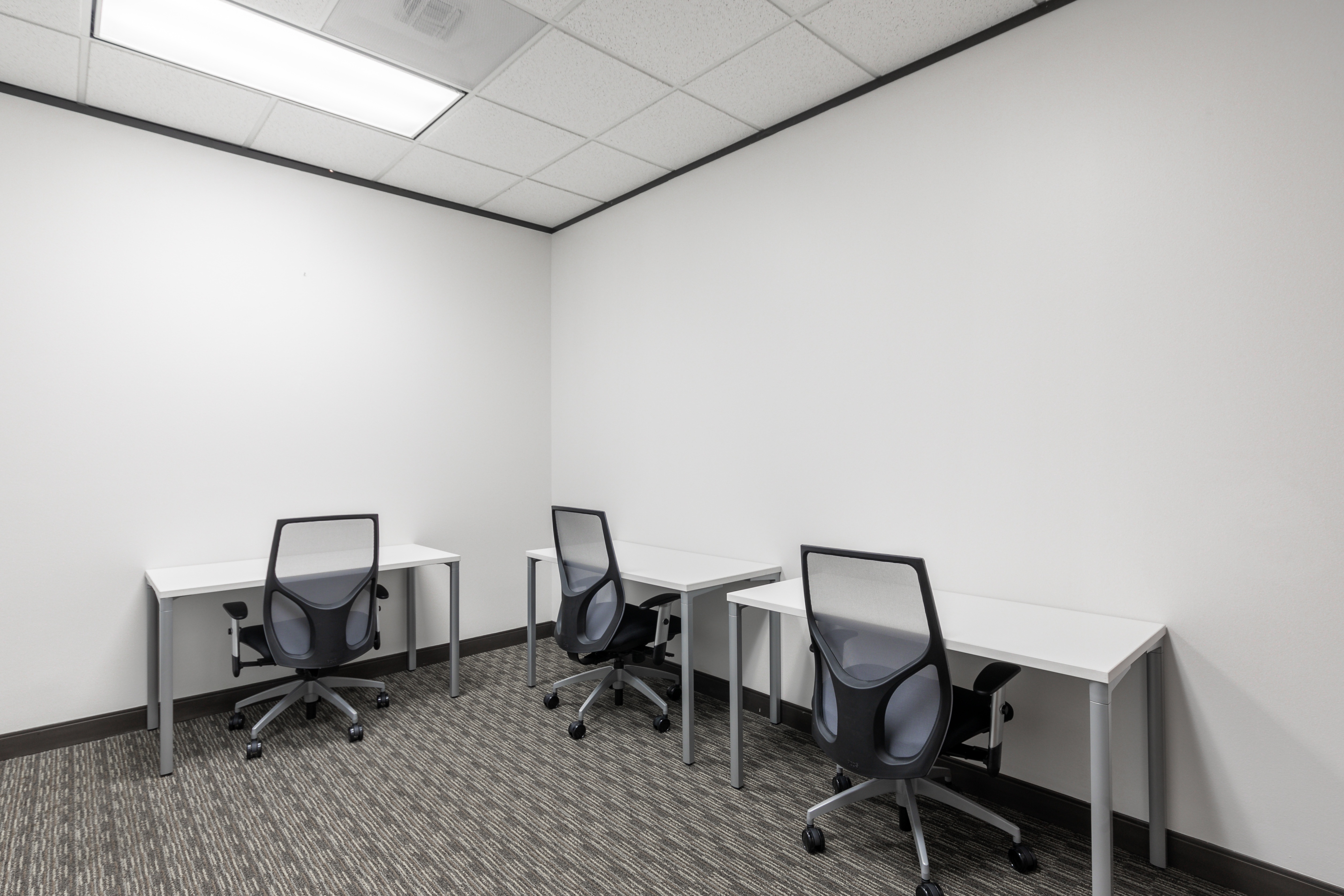 Access professional office space in One Riverway Access professional office space in One Riverway