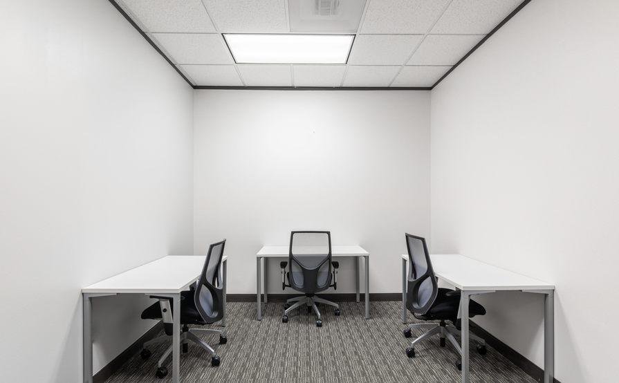 Find a dedicated desk in One Riverway Find a dedicated desk in One Riverway