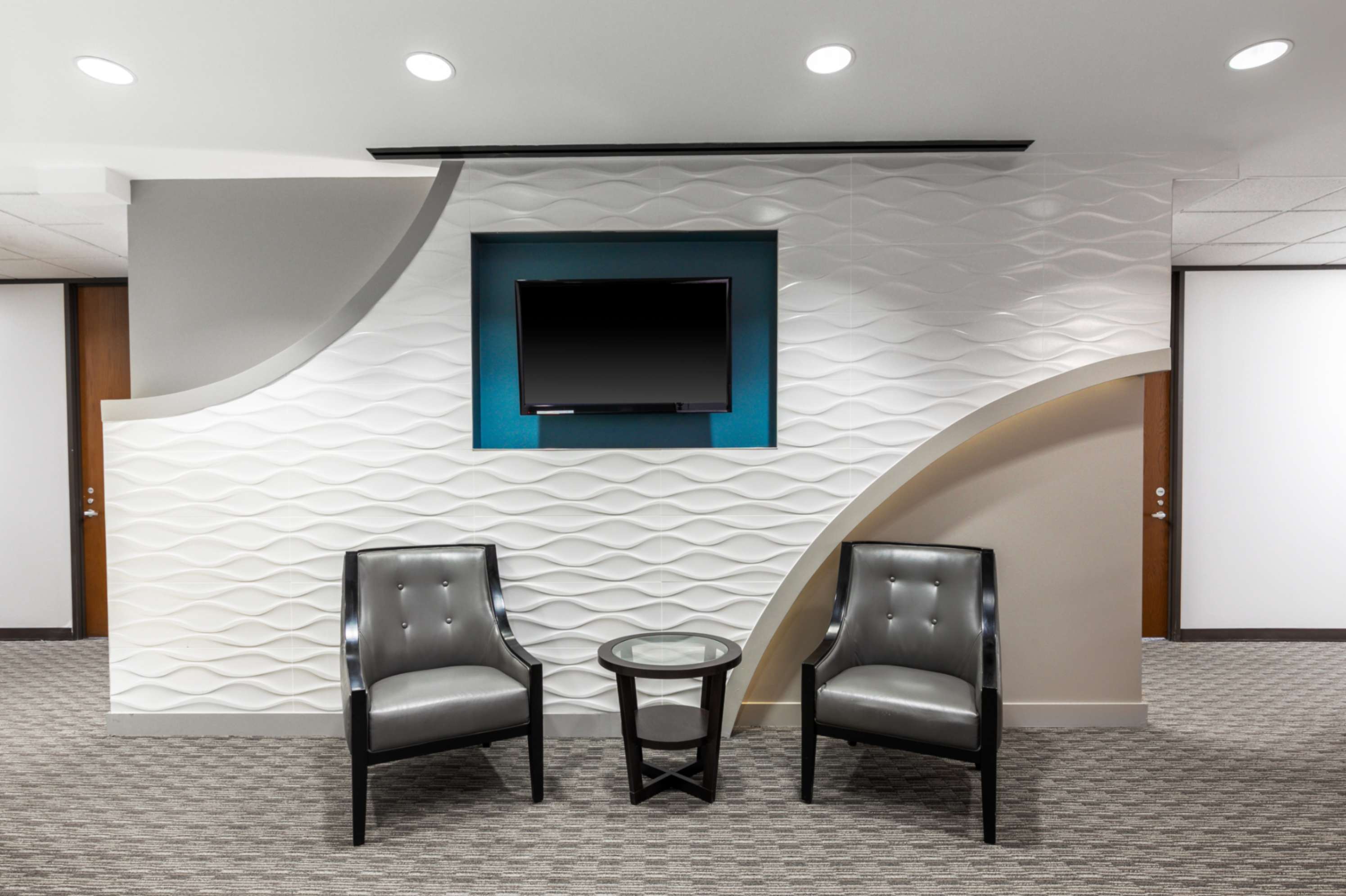 Private office space for 2 persons in One Riverway Private office space for 2 persons in One Riverway