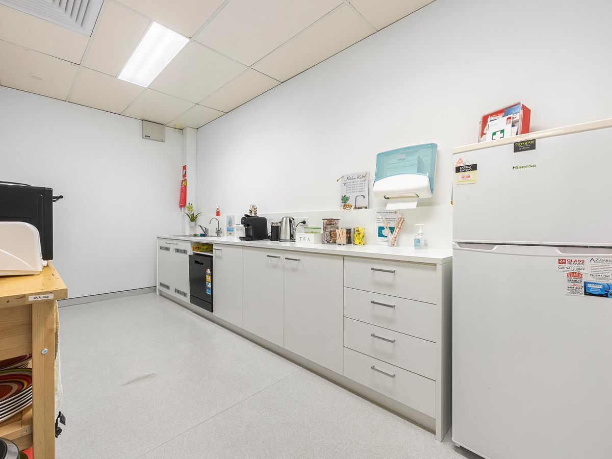 1-2 Person Serviced Office 1-2 Person Serviced Office