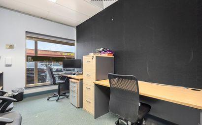 1-2 Person Serviced Office 1-2 Person Serviced Office