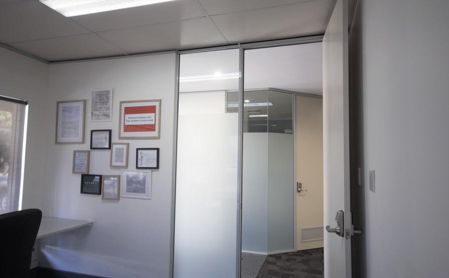 1-2 Person Serviced Office 1-2 Person Serviced Office