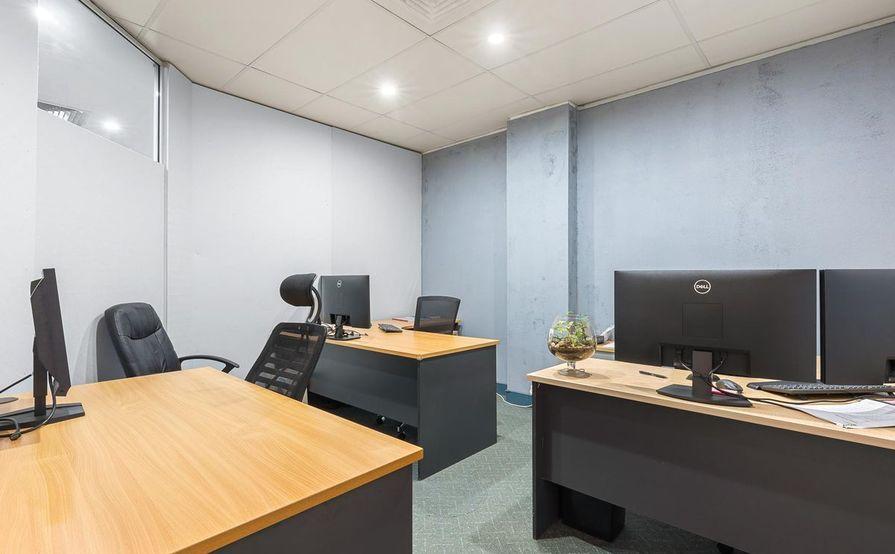 2 - 3 Person Serviced Office 2 - 3 Person Serviced Office