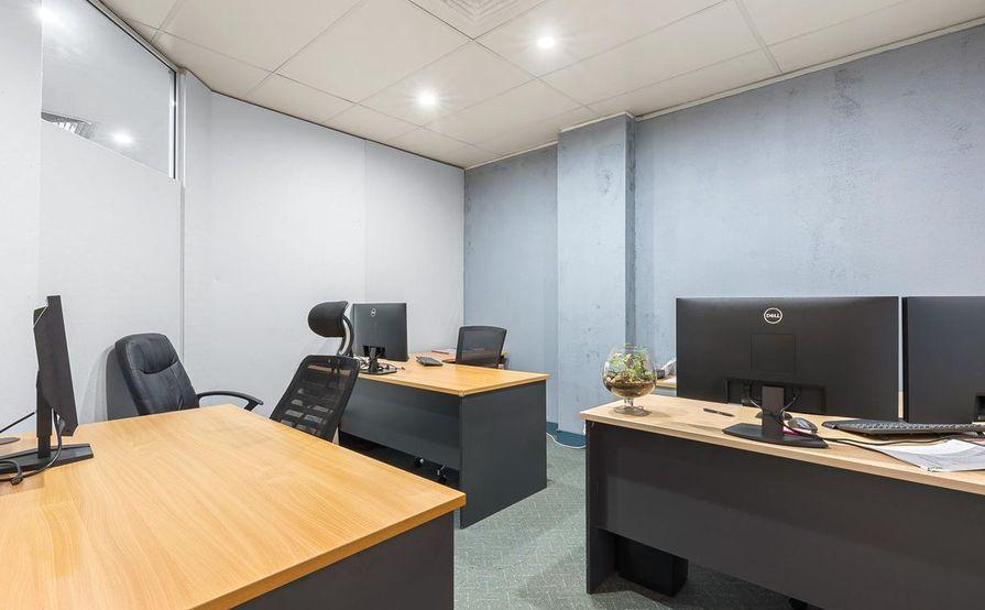 2 - 3 Person Serviced Office