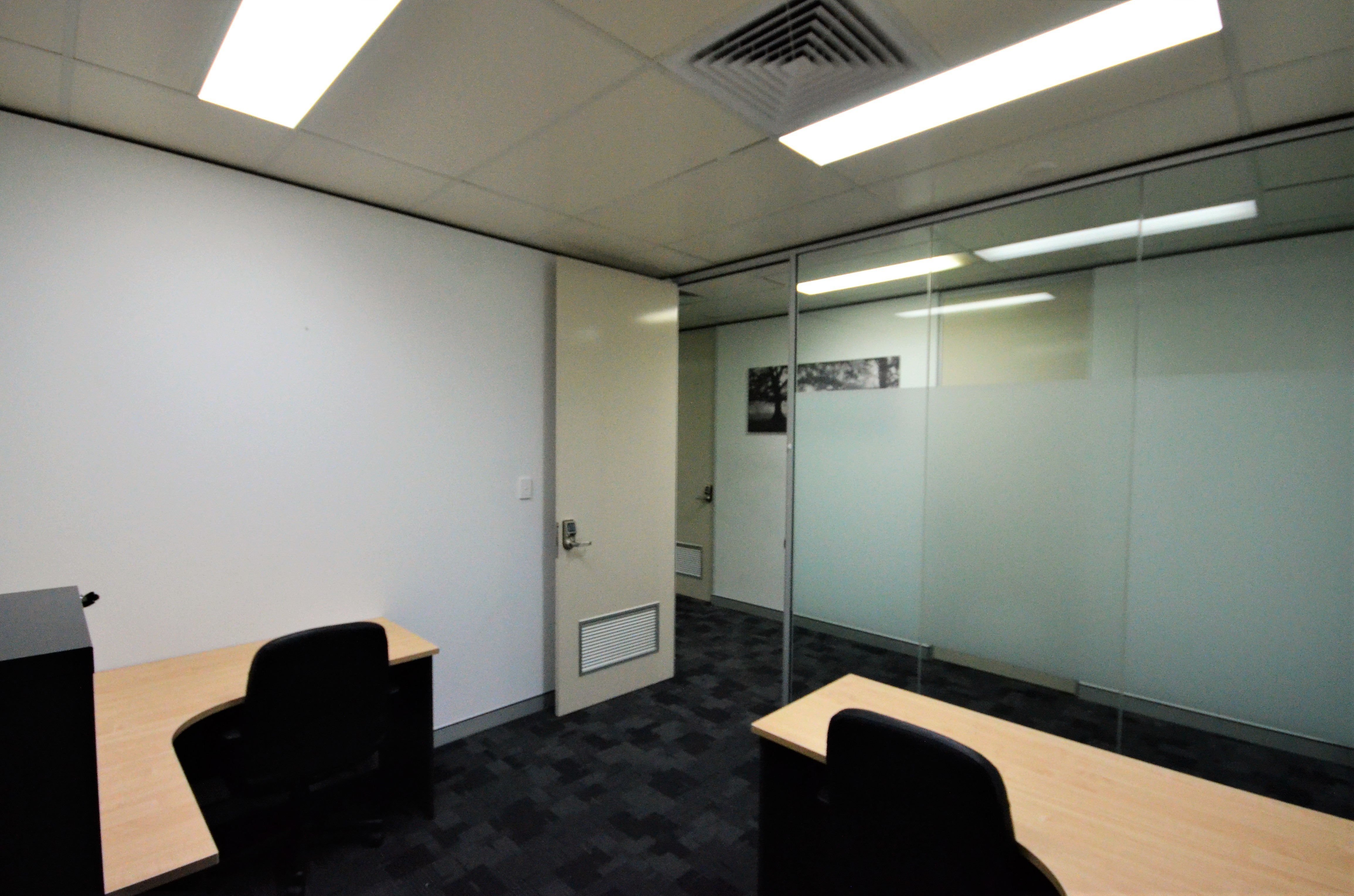 2 - 3 Person Serviced Office