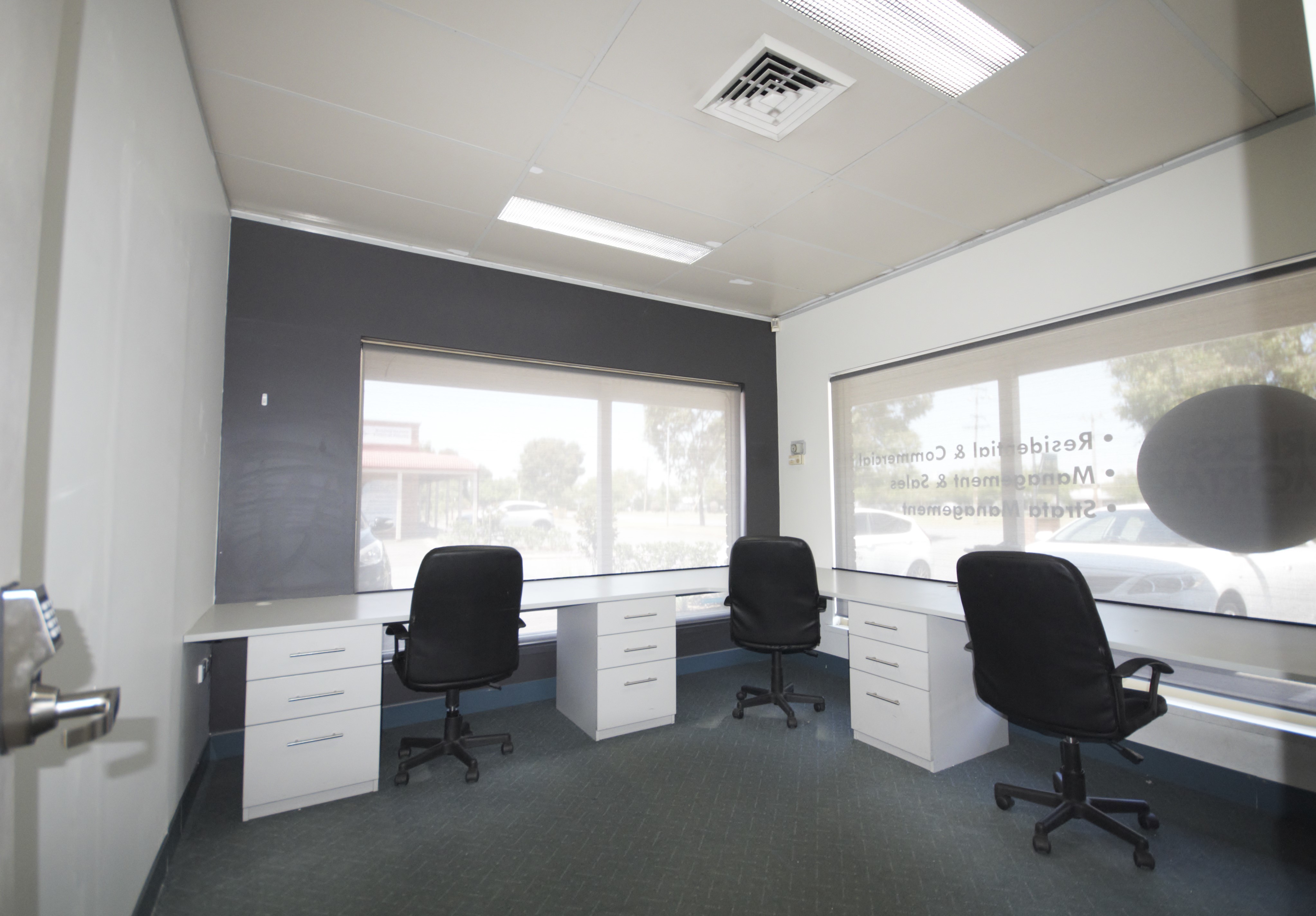 2 - 3 Person Serviced Office 2 - 3 Person Serviced Office