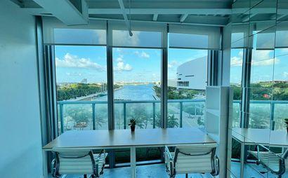 Windowed office for 4! AMAZING bay view Windowed office for 4! AMAZING bay view