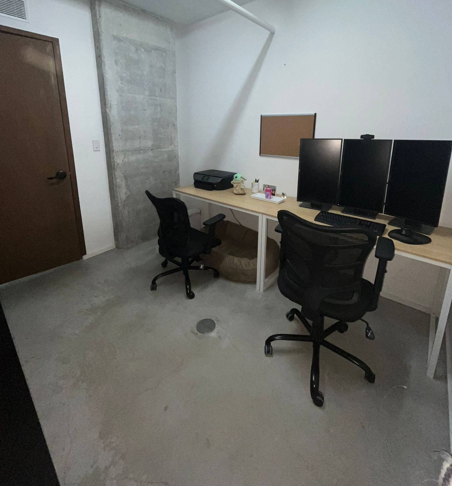 Super private office for 2! (512)