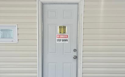 BECOME OR REMAIN AN ENTREPRENEUR BECOME OR REMAIN AN ENTREPRENEUR