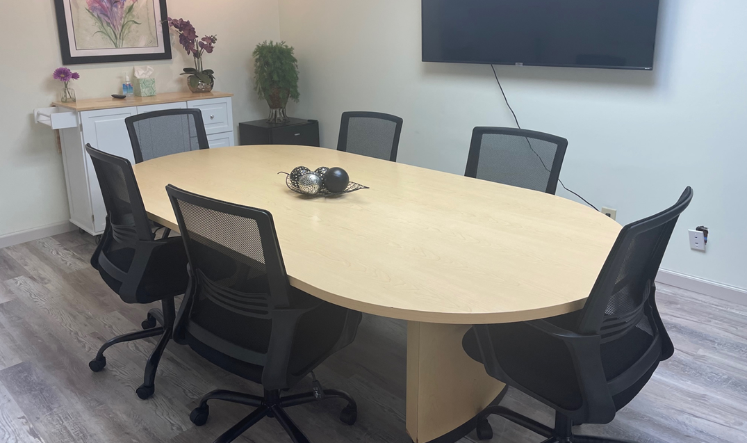 Weekend - Small Conference Room