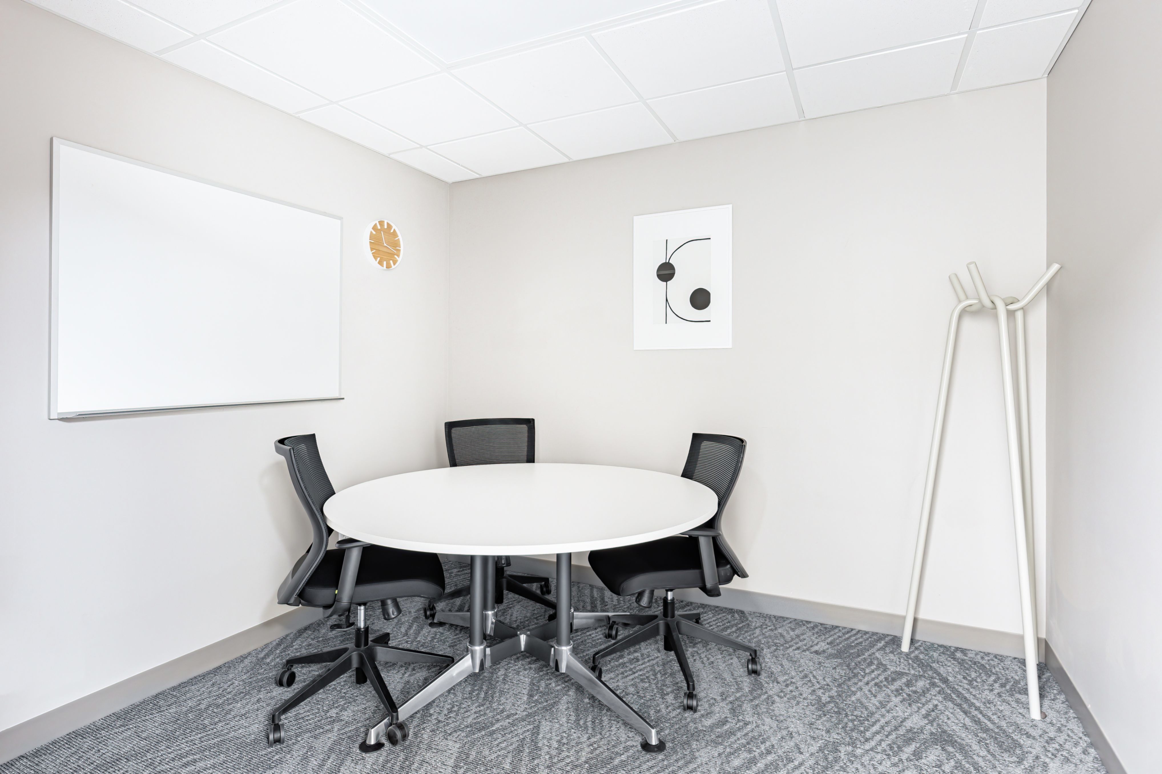 Open plan office space for 15 persons in Toledo, Franklin Park Open plan office space for 15 persons in Toledo, Franklin Park