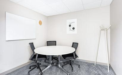 Open plan office space for 15 persons in Toledo, Franklin Park Open plan office space for 15 persons in Toledo, Franklin Park