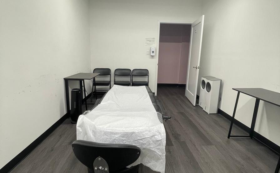 PMU Esthetician Massage Ready to Use Treatment Room