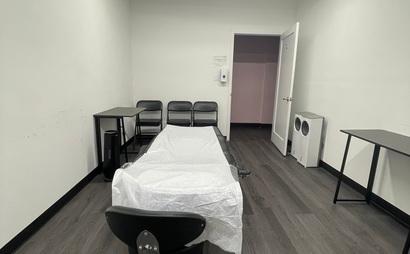 PMU Esthetician Massage Ready to Use Treatment Room PMU Esthetician Massage Ready to Use Treatment Room