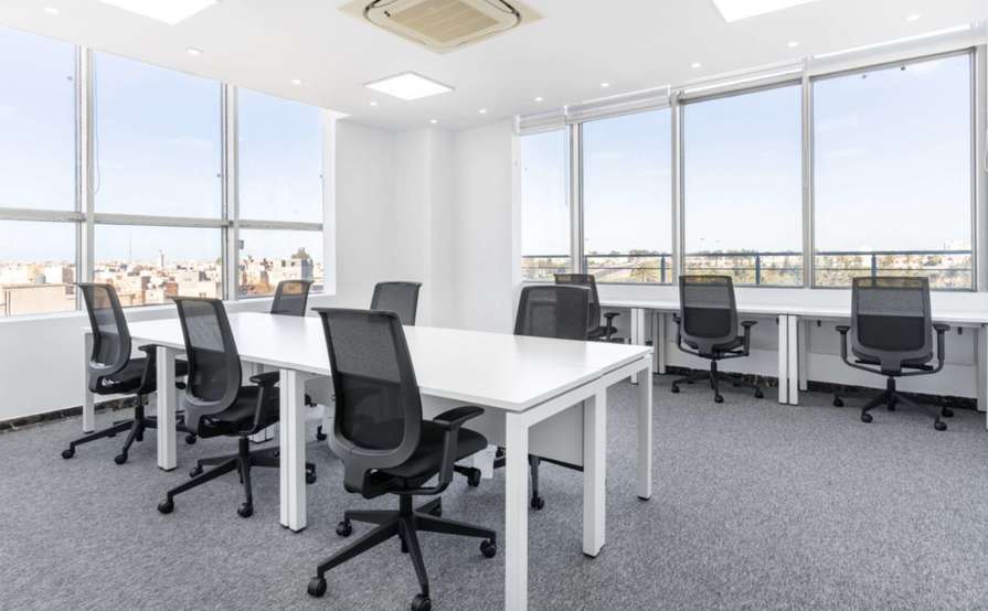Fully serviced open plan office space for you and your team in Lyndon B Jhonson Freeway Fully serviced open plan office space for you and your team in Lyndon B Jhonson Freeway