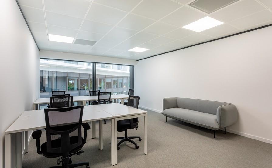 Fully serviced open plan office space for you and your team in Spaces Columbus - 21 E State Street Fully serviced open plan office space for you and your team in Spaces Columbus - 21 E State Street