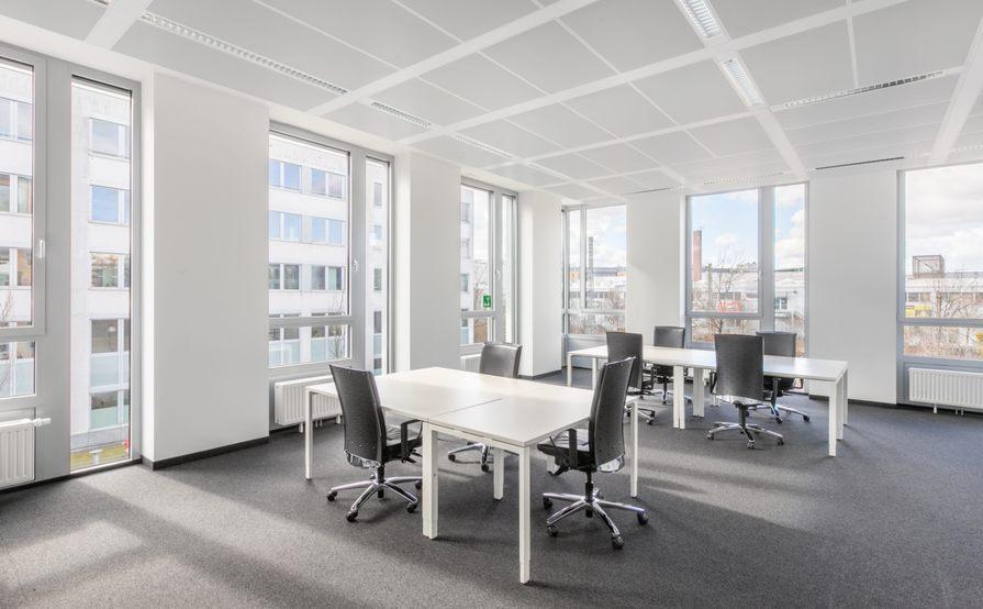 Open plan office space for 15 persons in East Capitol Street Open plan office space for 15 persons in East Capitol Street