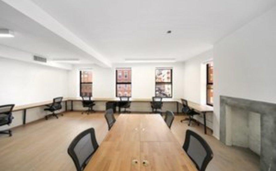 Bright and Large Day Office with Street View in the Heart of SoHo Bright and Large Day Office with Street View in the Heart of SoHo