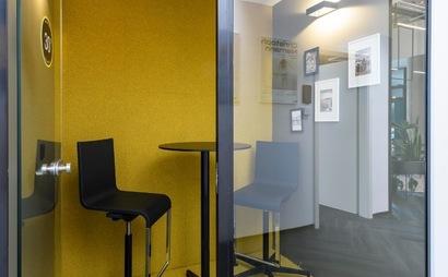 Hotspot Workhub Desk Hotspot Workhub Desk