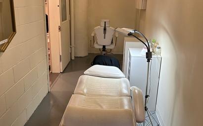 Space for rent at a Beauty Studio  Space for rent at a Beauty Studio